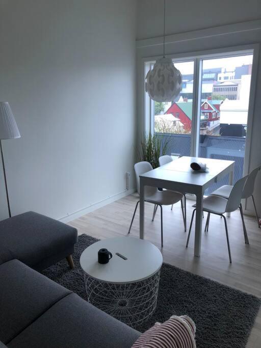 Ruba Apartments - Downtown - Marina - Old Town - Torshavn Bagian luar foto